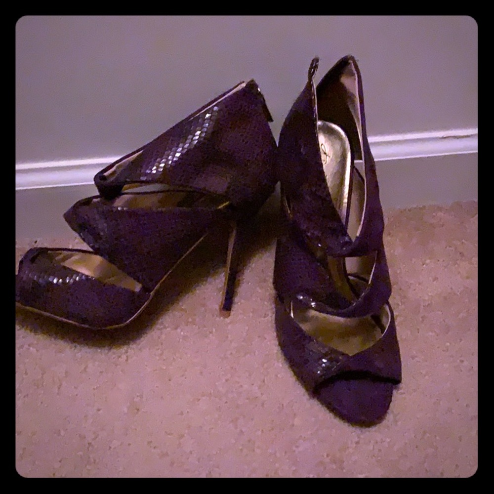 Thalia heels